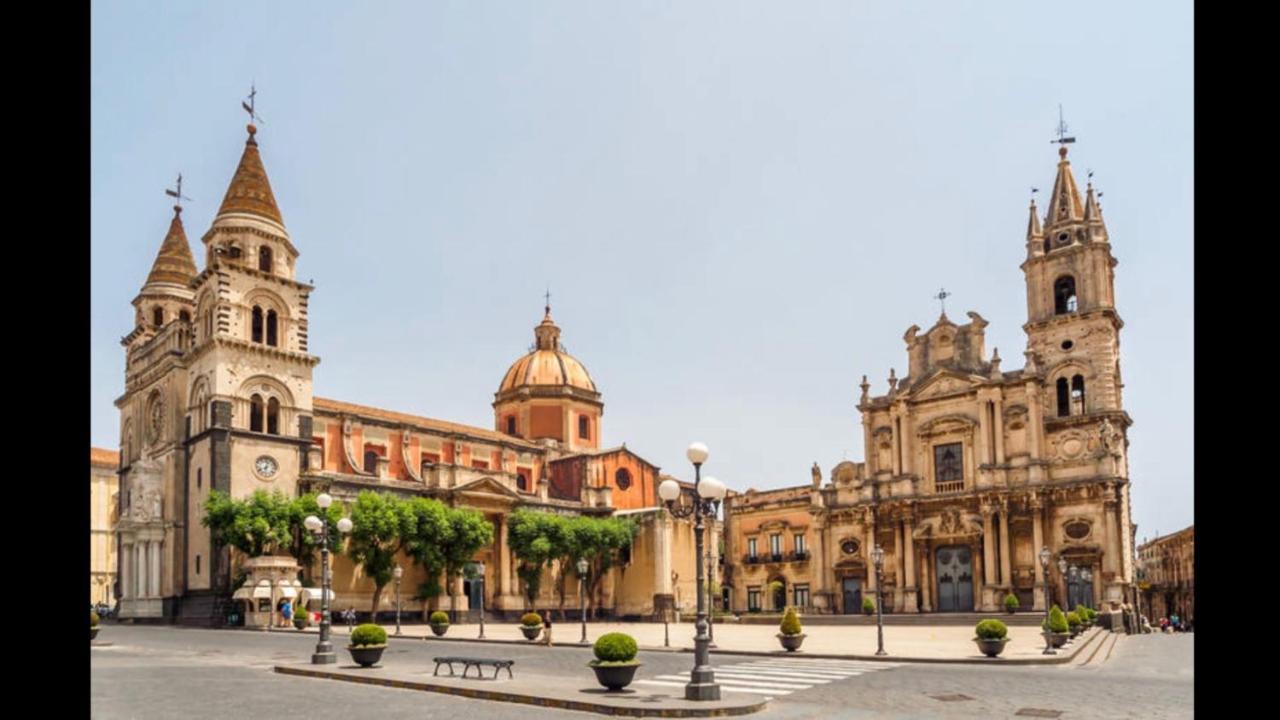 Tuttifrutti Holiday Acireale Exterior photo